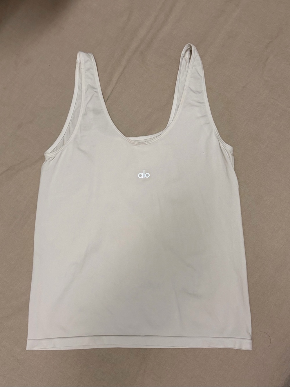 ALO Yoga Light Cream Scoop Tank Top